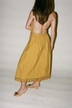 100% Silk ShopJester Skirt - Fool's Gold -AGOLDE Store 100 SILK Jester Skirt in Fool s Gold 20230519164740 2