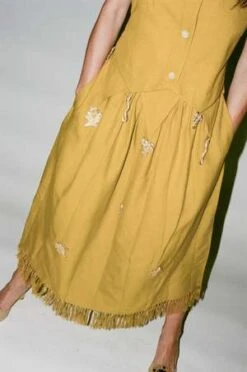 100% Silk ShopJester Skirt - Fool's Gold -AGOLDE Store 100 SILK Jester Skirt in Fool s Gold 20230519164741 1