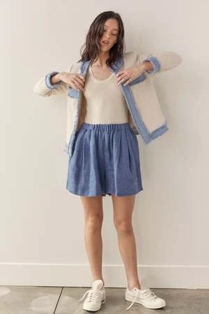 A MenteAmente Linen Pleated Short - Denim Blue 4 A MenteAmente Linen Pleated Short - Denim Blue - Image 2