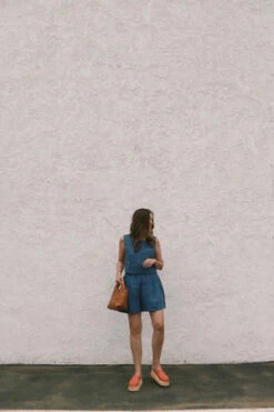 A MenteAmente Linen Pleated Short - Denim Blue 14 A MenteAmente Linen Pleated Short - Denim Blue -AGOLDE Store Amente Linen Pleated Short Denim Blue 20230830065905 1