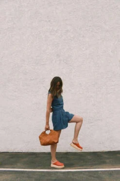 A MenteAmente Linen Pleated Short - Denim Blue 15 A MenteAmente Linen Pleated Short - Denim Blue -AGOLDE Store Amente Linen Pleated Short Denim Blue 20230830065905 2