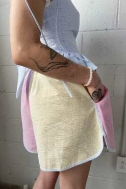 Eliza FaulknerBailey Seersucker Shorts - Candy Stripes -AGOLDE Store Bailey Shorts Seersucker Candy Stripes 20230504182316 2