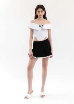 Shushu/TongLace-Trimmed Pleated Skirt - Black