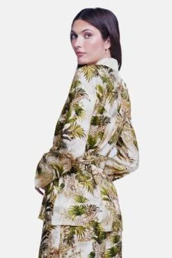 L'agenceCiara Robe Antique - White Safari 9 L'agenceCiara Robe Antique - White Safari -AGOLDE Store Ciara Robe Antique White Safari 20230325232807 2