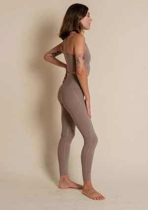 Girlfriend CollectiveCompressive High-Rise Legging Full Length - Limestone 4 Girlfriend CollectiveCompressive High-Rise Legging Full Length - Limestone - Image 2