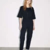 Eve GravelJumpsuit Phuket - Noir -AGOLDE Store EVE GRAVEL JUMPSUIT PHUKET NOIR AH23 20230908161233
