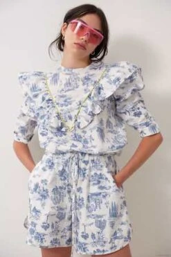 Eliza FaulknerBailey Shorts - Blue Toile De Jouy -AGOLDE Store Eliza Faulkner Bailey Shorts Blue Toile De Jouy 20230330160259 1
