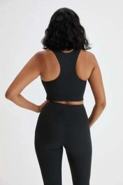 Girlfriend CollectiveBrassire Dylan Rib - Noir 7 Girlfriend CollectiveBrassire Dylan Rib - Noir -AGOLDE Store GIRLFRIEND COLLECTIVE BRASSI RE DYLAN RIB NOIR 20220902161206 1