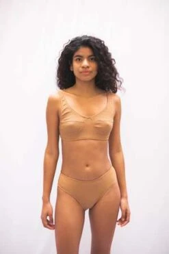 Clō StoriesCl Stories Greta Textured Bottom - Camel -AGOLDE Store Greta textured bottom in camel 20220711171938 3