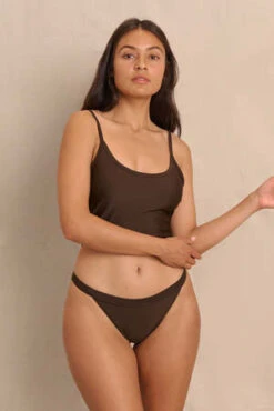 Hakea SwimRan Tank - Earth -AGOLDE Store Hakea Ran Tank Earth 20230912063034 1