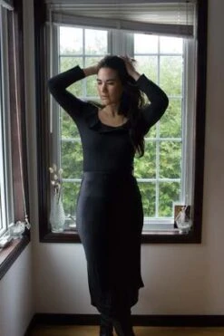 Jacoba JaneClassic Silk Satin Midi Skirt - Black -AGOLDE Store Jacoba Jane Classic Silk Satin Midi Skirt Black 20231018232419 1