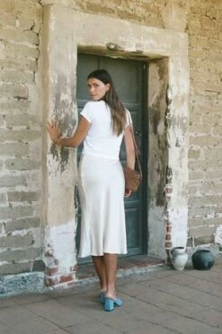 Merritt CharlesKendall Silk Bias Cut Slip Skirt - Ivory White -AGOLDE Store Kendall Slip Skirt Ivory White Silk Bias Cut Slip Skirt 20231004190952 1