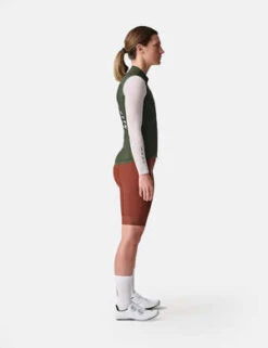 MAAPWomens Draft Team Vest - Green 10 MAAPWomens Draft Team Vest - Green -AGOLDE Store MAAP Womens Draft Team Vest Bronze Green 20230913142335 2
