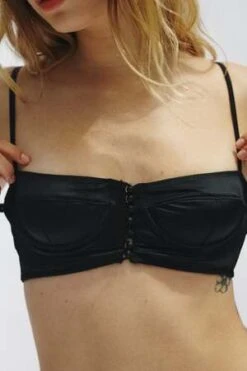 Mai PetitMAMBO TOP - Black -AGOLDE Store MAMBO TOP 20221201233045 2