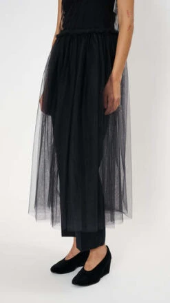 Noir Kei NinomiyaMesh Round Neck Midi Dress - Black 11 Noir Kei NinomiyaMesh Round Neck Midi Dress - Black -AGOLDE Store Mesh Round Neck Midi Dress in Black 20230930005621 2