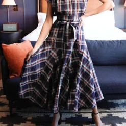 Never A WallflowerNever A Wallflower Prairie Midi Skirt - Navy Plaid