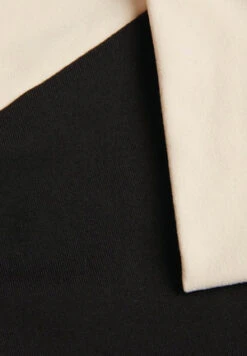 Live The ProcessOrion Legging - Black/Mop 11 Live The ProcessOrion Legging - Black/Mop -AGOLDE Store Orion Legging black mop 20230918103935 1