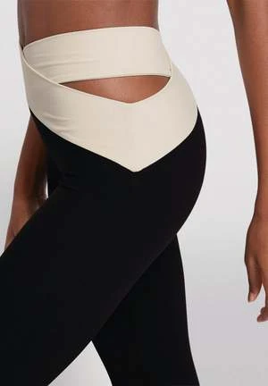 Live The ProcessOrion Legging - Black/Mop 6 Live The ProcessOrion Legging - Black/Mop - Image 4