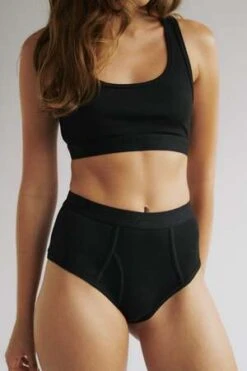 Mai PetitMai Petit Peri Top - Black -AGOLDE Store PERI TOP BLACK 20230731190741 2