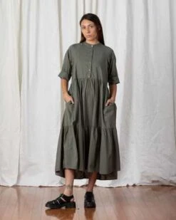 Ali GoldenRAGLAN TIERED DRESS - FADED OLIVE -AGOLDE Store RAGLAN TIERED DRESS FADED OLIVE 20230329001321 1