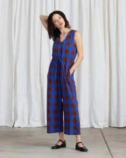 Ali GoldenSILK SLIT-BACK JUMPER - RUST/COBALT PLAID -AGOLDE Store SILK SLIT BACK JUMPER RUST COBALT PLAID 20220811001114 1