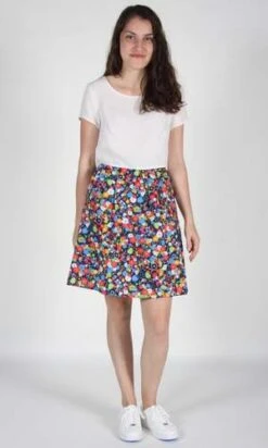 Birds Of North AmericaSchiffornis Skirt - Navy London Floral