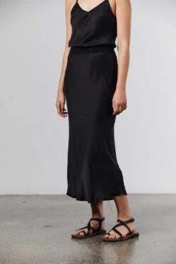 Laing HomeSilk Midi Slip Skirt - Black -AGOLDE Store Silk Midi Slip Skirt Black 20231008030956 1