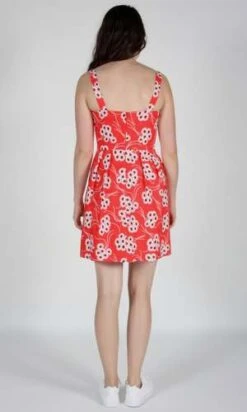 Birds Of North AmericaStarfrontlet Dress - Red Daisies 9 Birds Of North AmericaStarfrontlet Dress - Red Daisies -AGOLDE Store Starfrontlet Dress Red Daisies 20230713010903 1