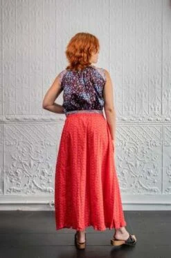 Sula Clothing LTD.Paneled Skirt - Cambric Print/Red Flower -AGOLDE Store Sula Clothing LTD Paneled Skirt Cambric Print Red Flower 20230809000539 1