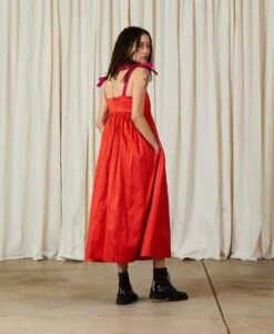 Ali GoldenTie Strap Dress - Poppy Taffeta -AGOLDE Store TIE STRAP DRESS POPPY TAFFETA 20230923045247 1