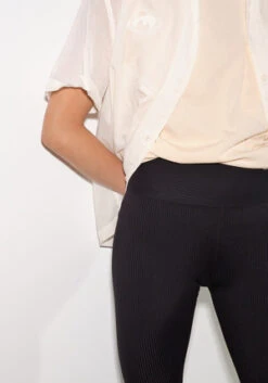 Year Of OursRibbed Capri - Black 7 Year Of OursRibbed Capri - Black -AGOLDE Store Year of Ours Ribbed Capri Black 20230716221634 1