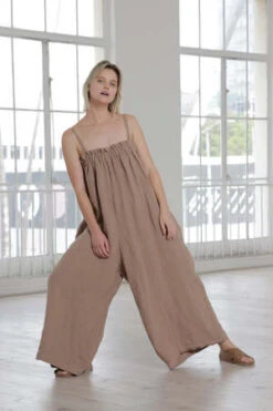 A MenteStrap Wide Leg Jumpsuit - Mocha -AGOLDE Store a mente Strap wide leg jumpsuit Mocha 20220809224250 2
