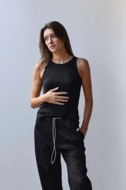 At Dawn.Silk Tank - Aluminium/Black Oyster/Cream -AGOLDE Store at Dawn Silk Tank Aluminium Black Oyster Cream 20230924053142 1